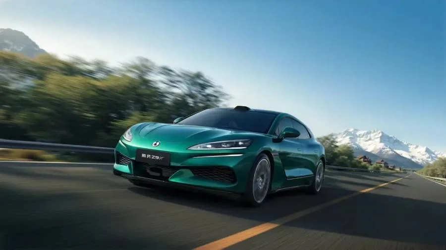 BYD продал 10 тысяч единиц Denza Z9 GT всего за 2,5 месяца