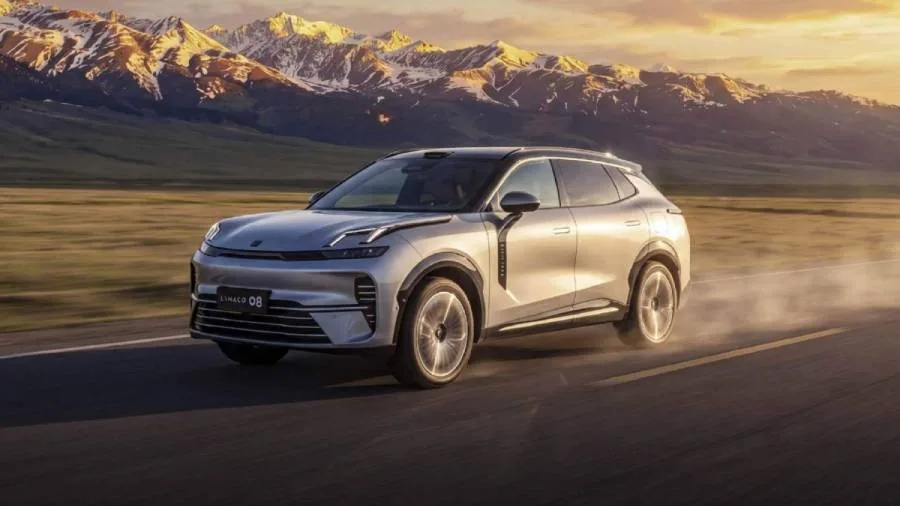 В Китае стартовали продажи новой комплектации Lynk & Co 08 EM-P