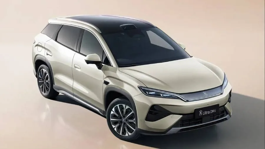 В Китае стартовали продажи BYD Song Ultra DM-i