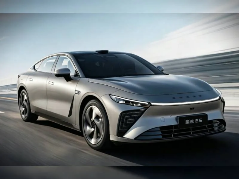 Концерн Chery обновил седан Exlantix ES