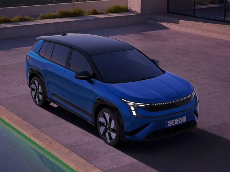 Skoda рассекретила флагманский кроссовер Peaq
