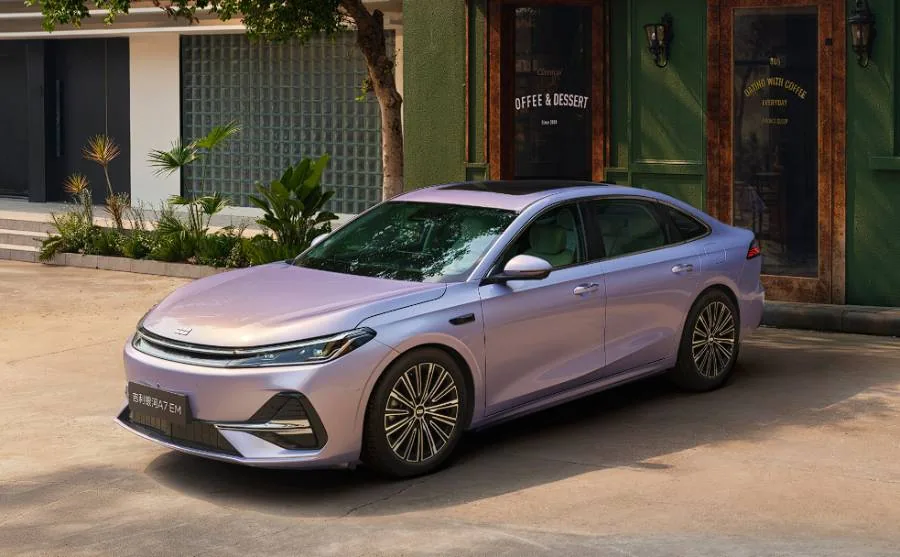Geely Galaxy A7 EM оставил позади достижение Chery и попал в Книгу Гиннесса