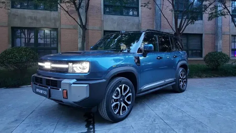 В Милане состоялась премьера Geely Galaxy Cruiser 700