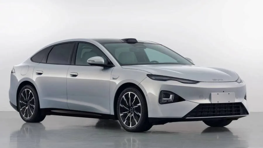 Компания BYD представила преемника Seal 07