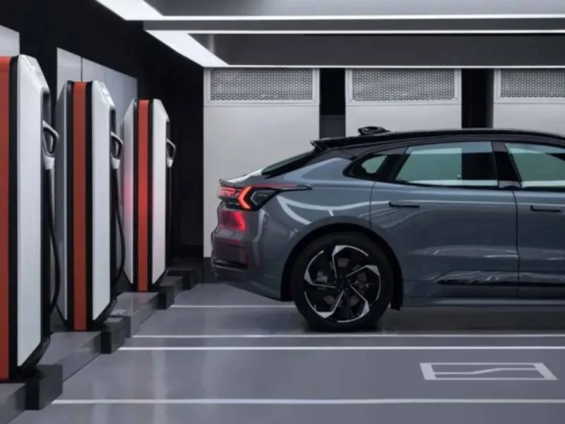 Geely работает над новой высоковольтной архитектурой
