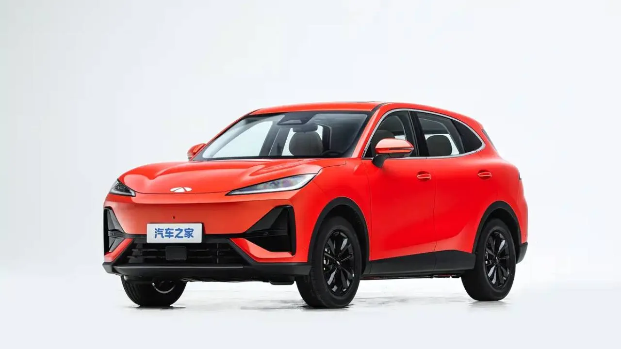 В Китае начались продажи Chery Fengyun T7