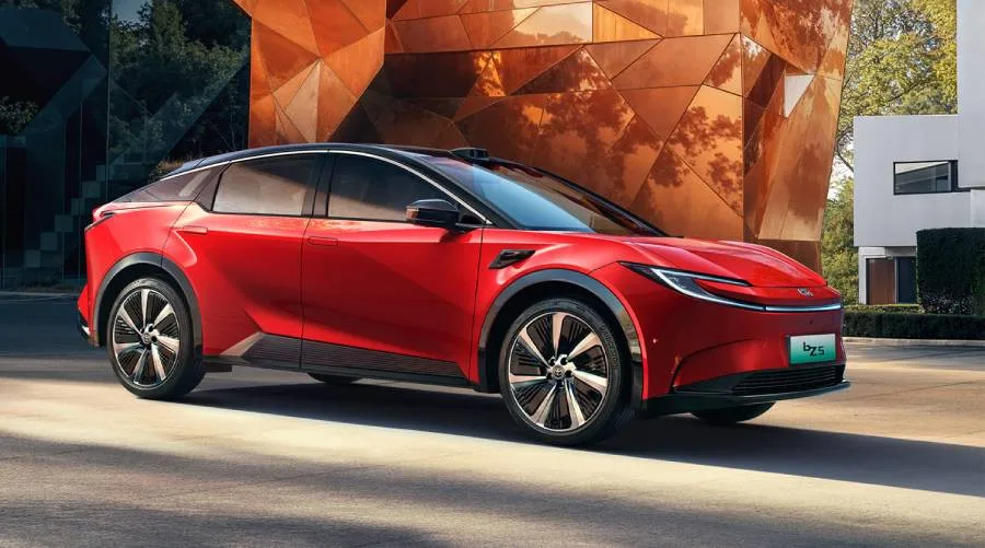 Обновлённая Toyota bZ5 вышла на рынок Китая сразу со скидками