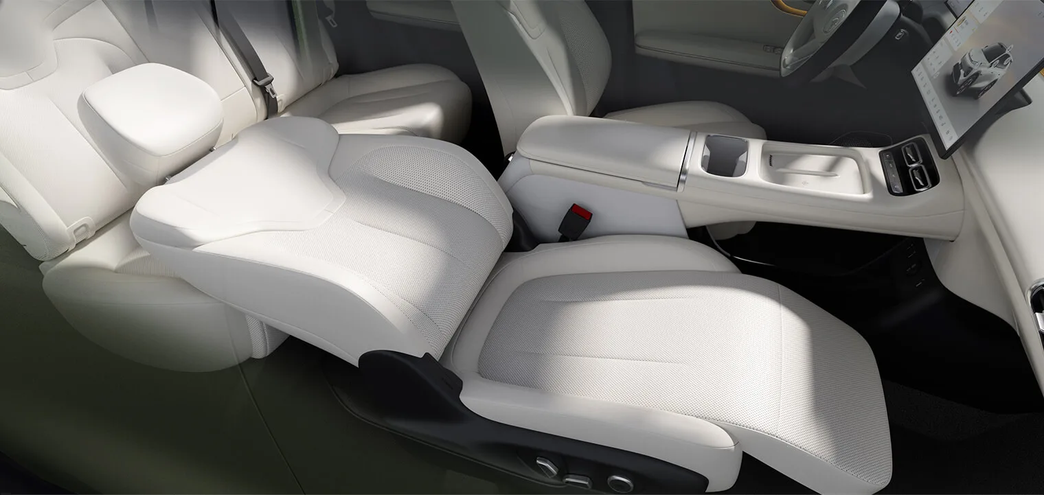 Салон Changan Qiyuan Q05