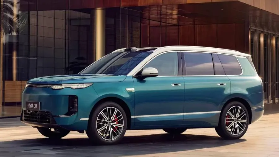 Sealion 08 от BYD собрал более 12 тысяч заказов за сутки