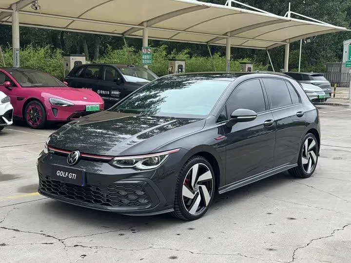 Volkswagen Golf 2022