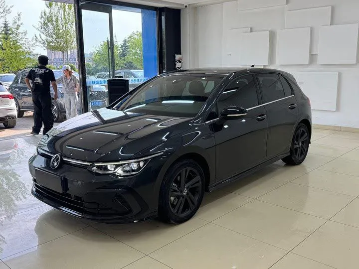 Volkswagen Golf 2022