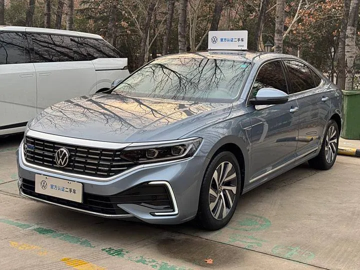 Volkswagen Passat 2021