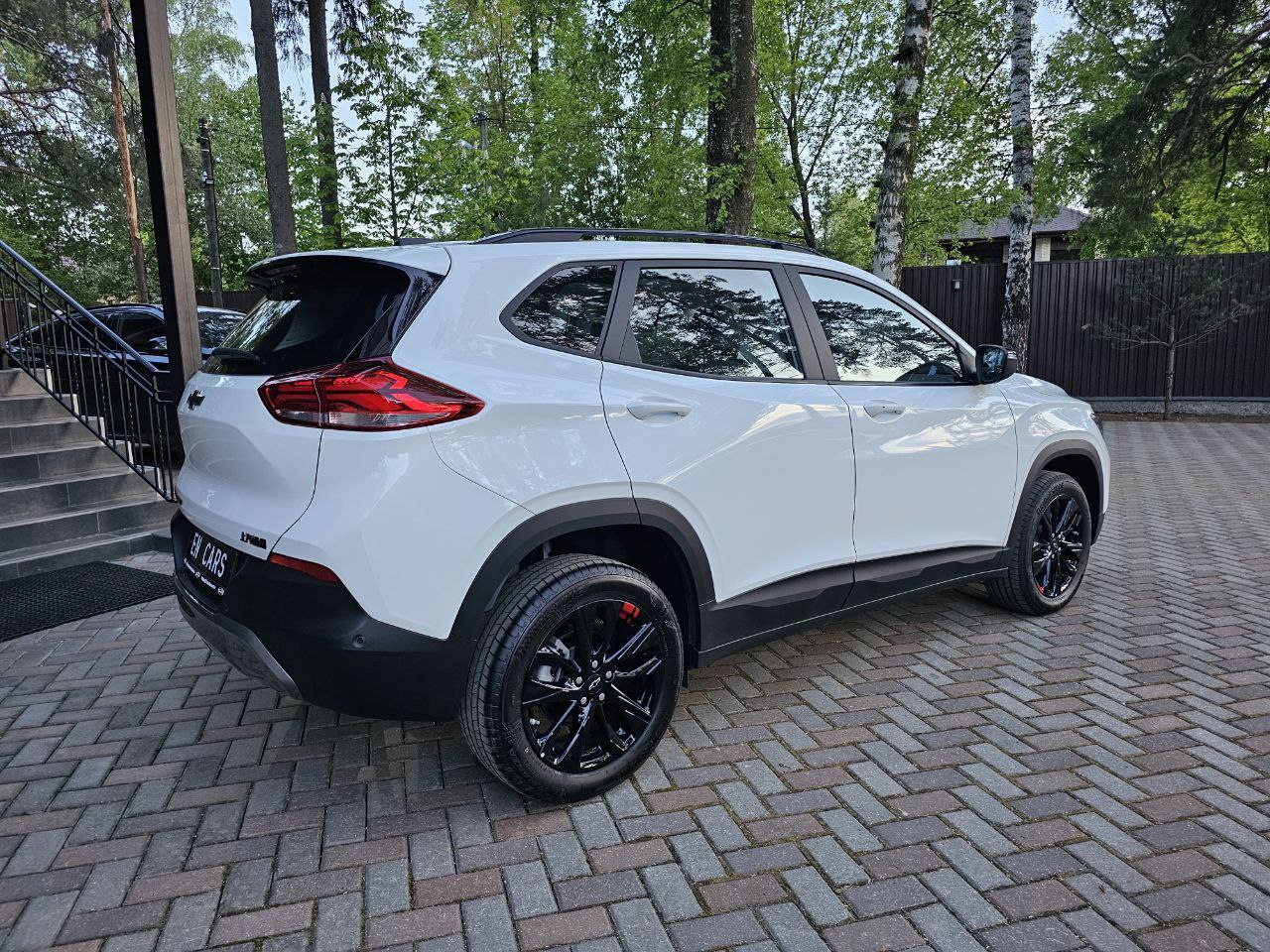 Chevrolet Tracker купить в Москве, цены, комплектации - EN CARS