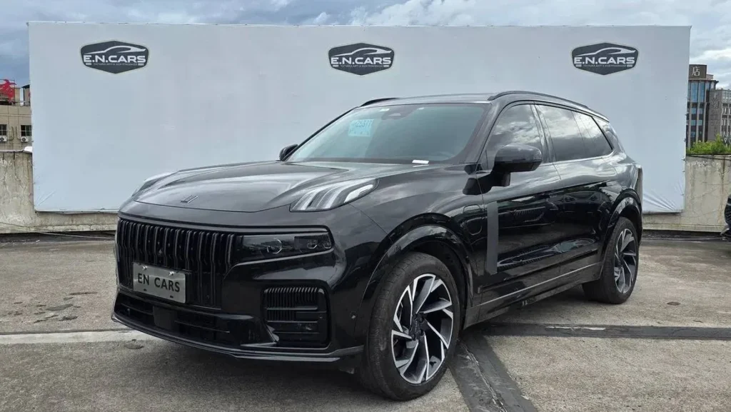 Lynk & Co 09